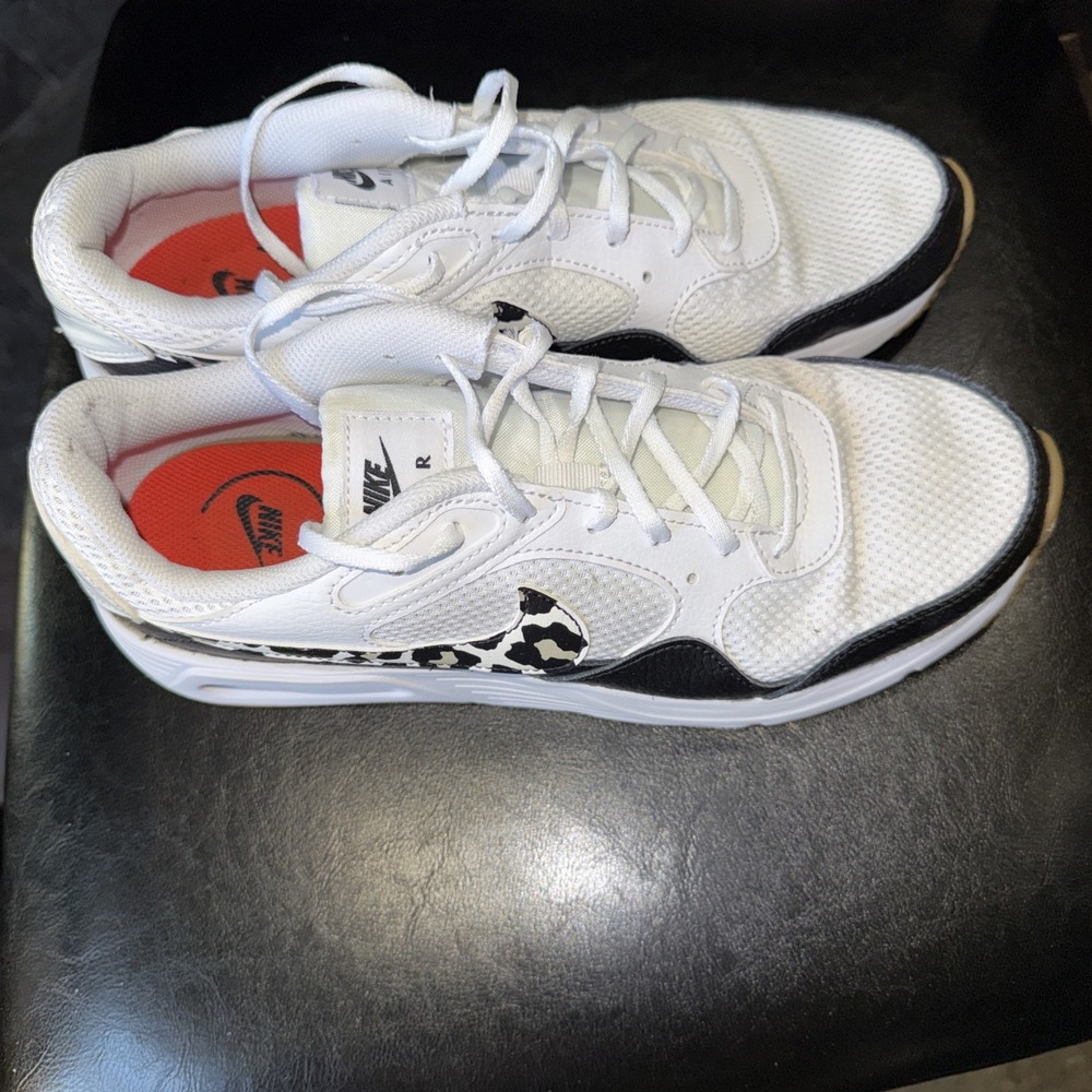 Nike Air Max Leopard Women's Size 10 DZ5200-100 Athletic Sneaker Black/White - Picture 2 of 8